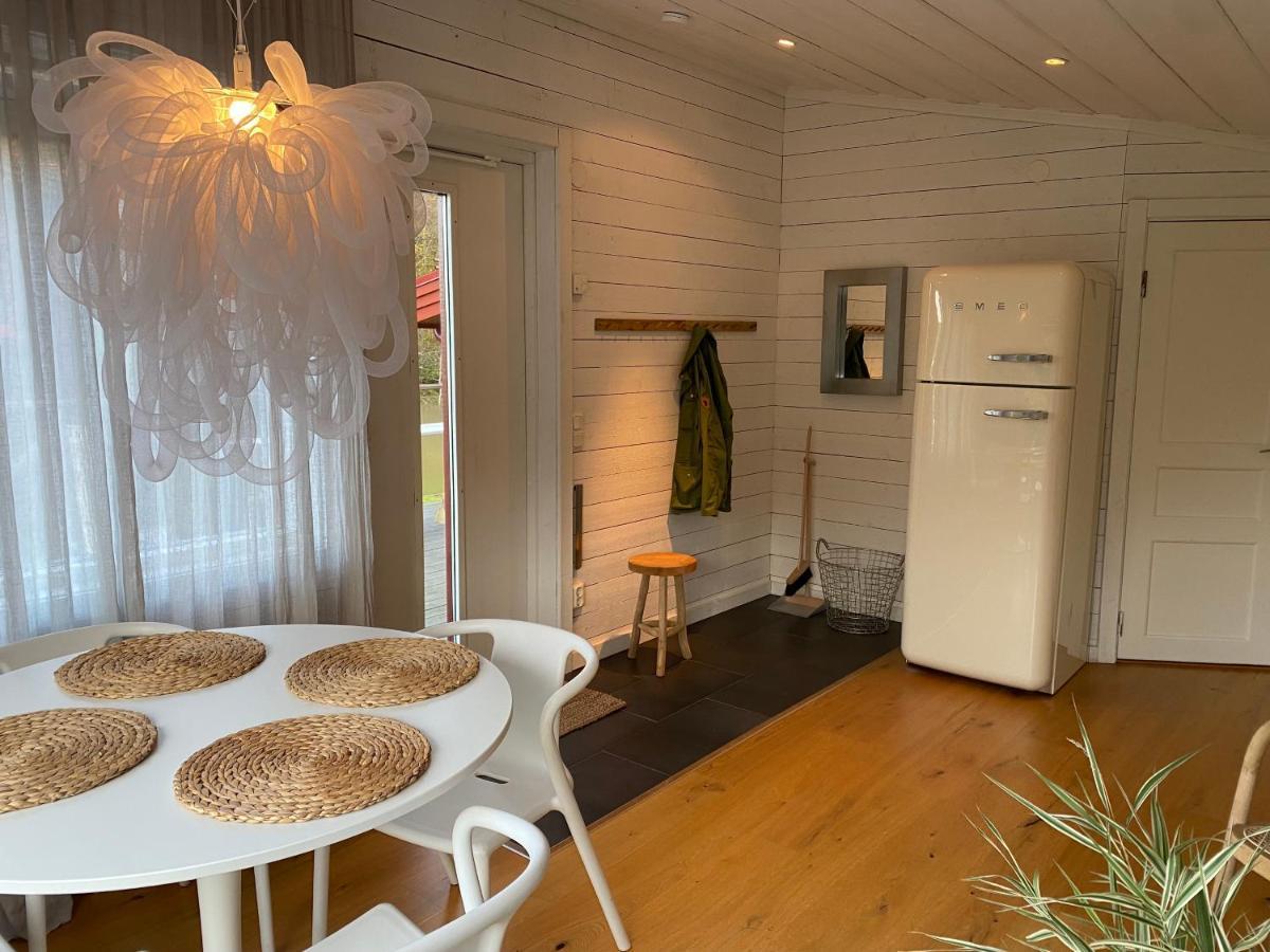 Peaceful And Scandinavian-Style Guesthouse With Scenic Nature And Seaview In High Coast Domsjo Exterior photo